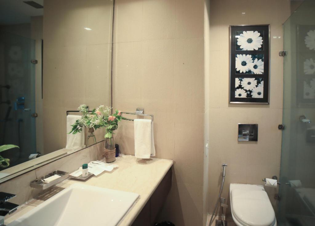 Room image 5